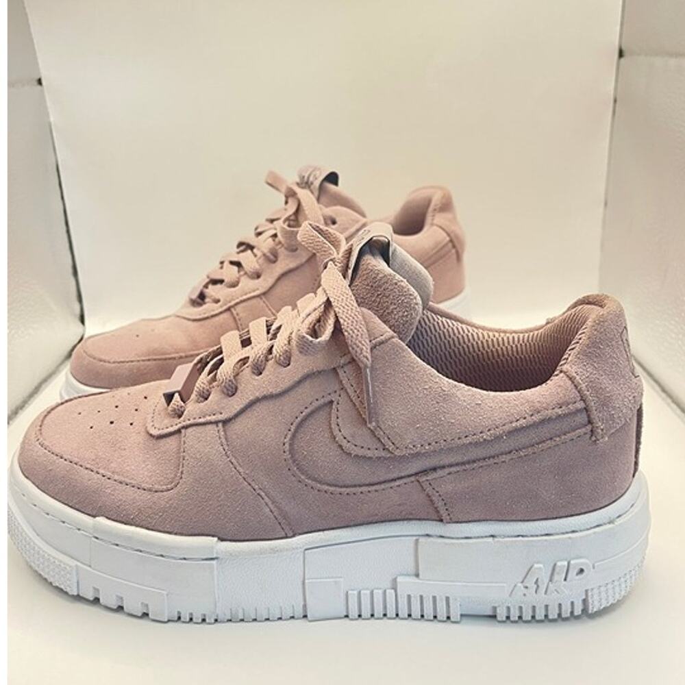 NIKE Air Force 1 Pixel Plum Fog Low Purple Suede Sneakers Women's Size 8 USED